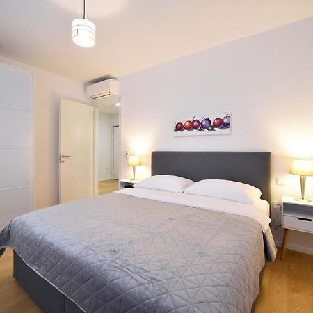 Ophelia Apartment With Parking Ζάγκρεμπ Εξωτερικό φωτογραφία