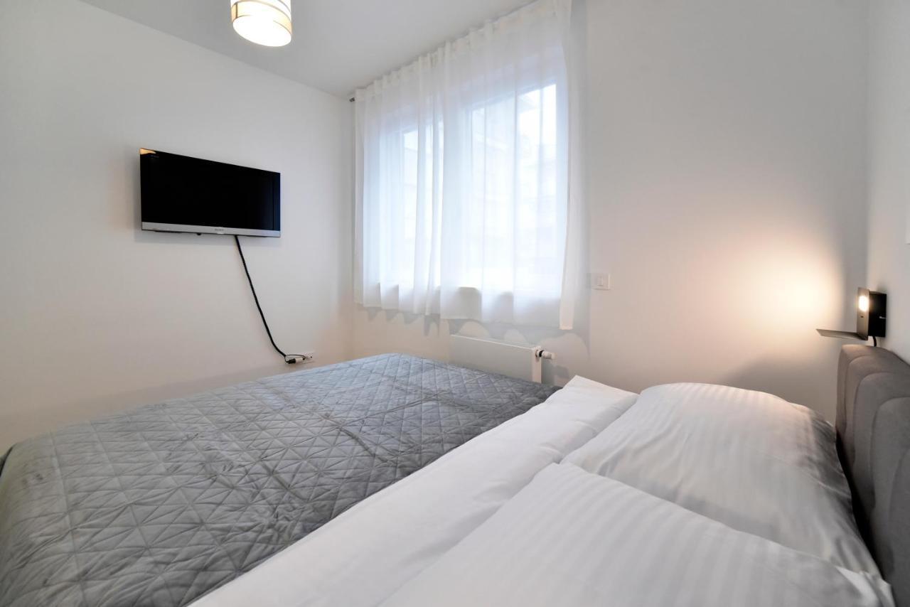 Ophelia Apartment With Parking Ζάγκρεμπ Εξωτερικό φωτογραφία